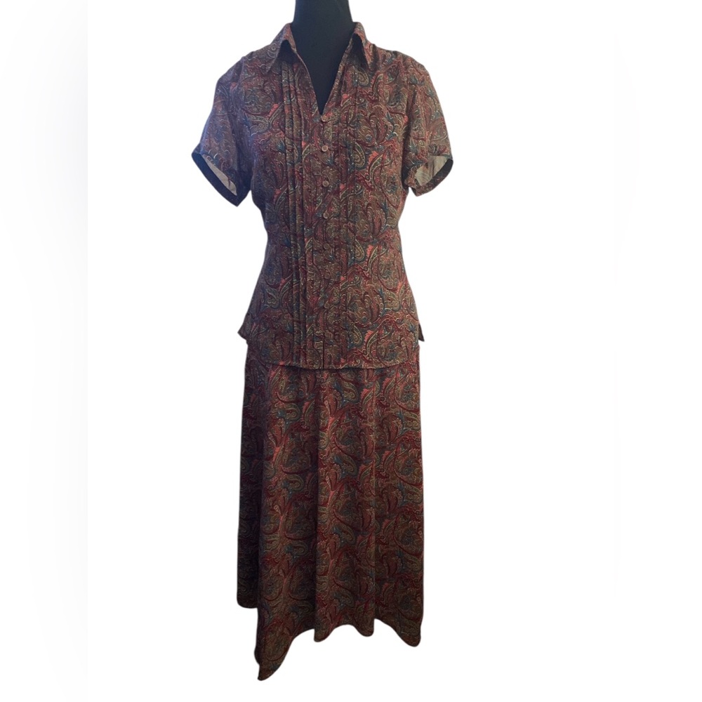 Liz Claiborne Paisley Blouse and Skirt Ensemble 8 EUC